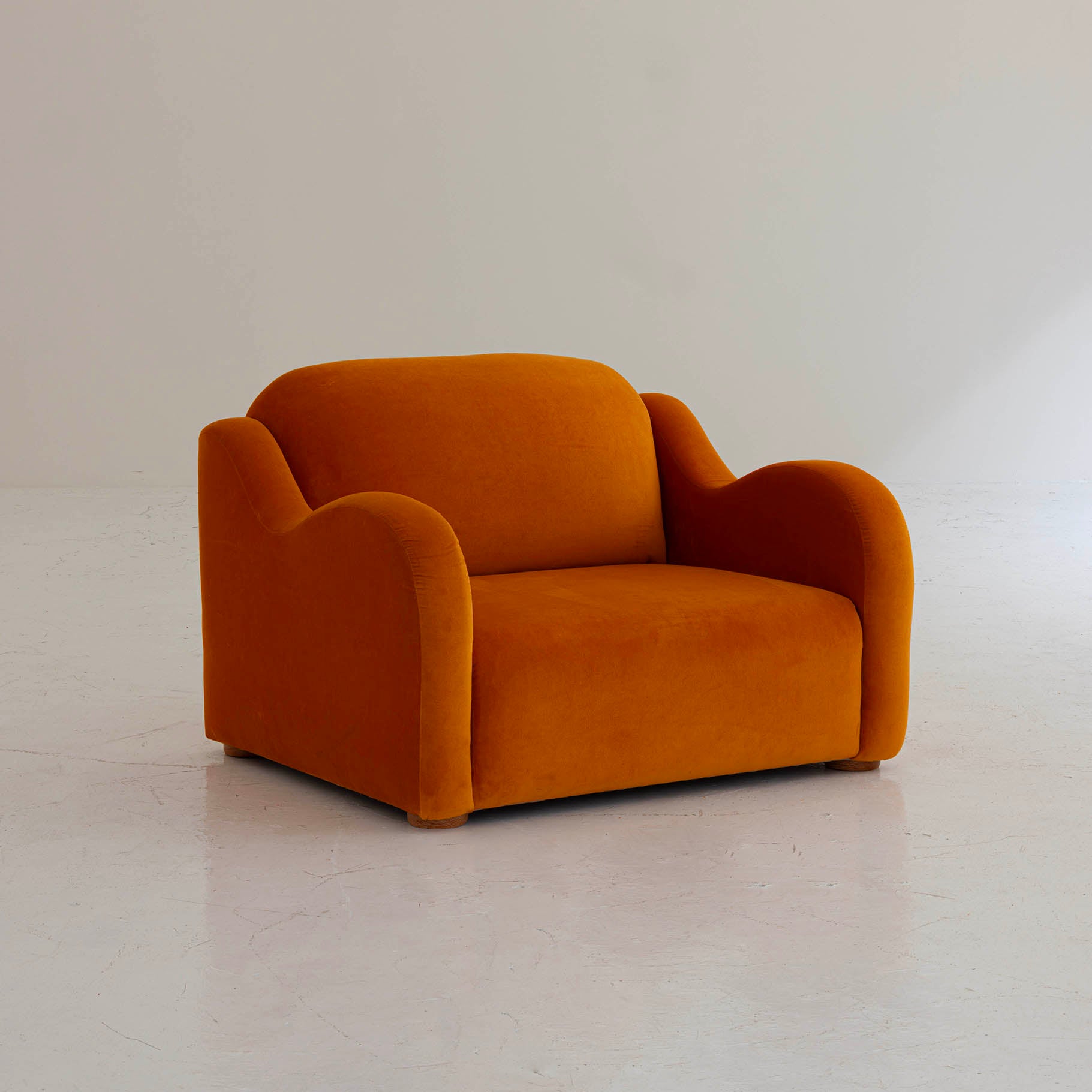 TERRA ARMCHAIR