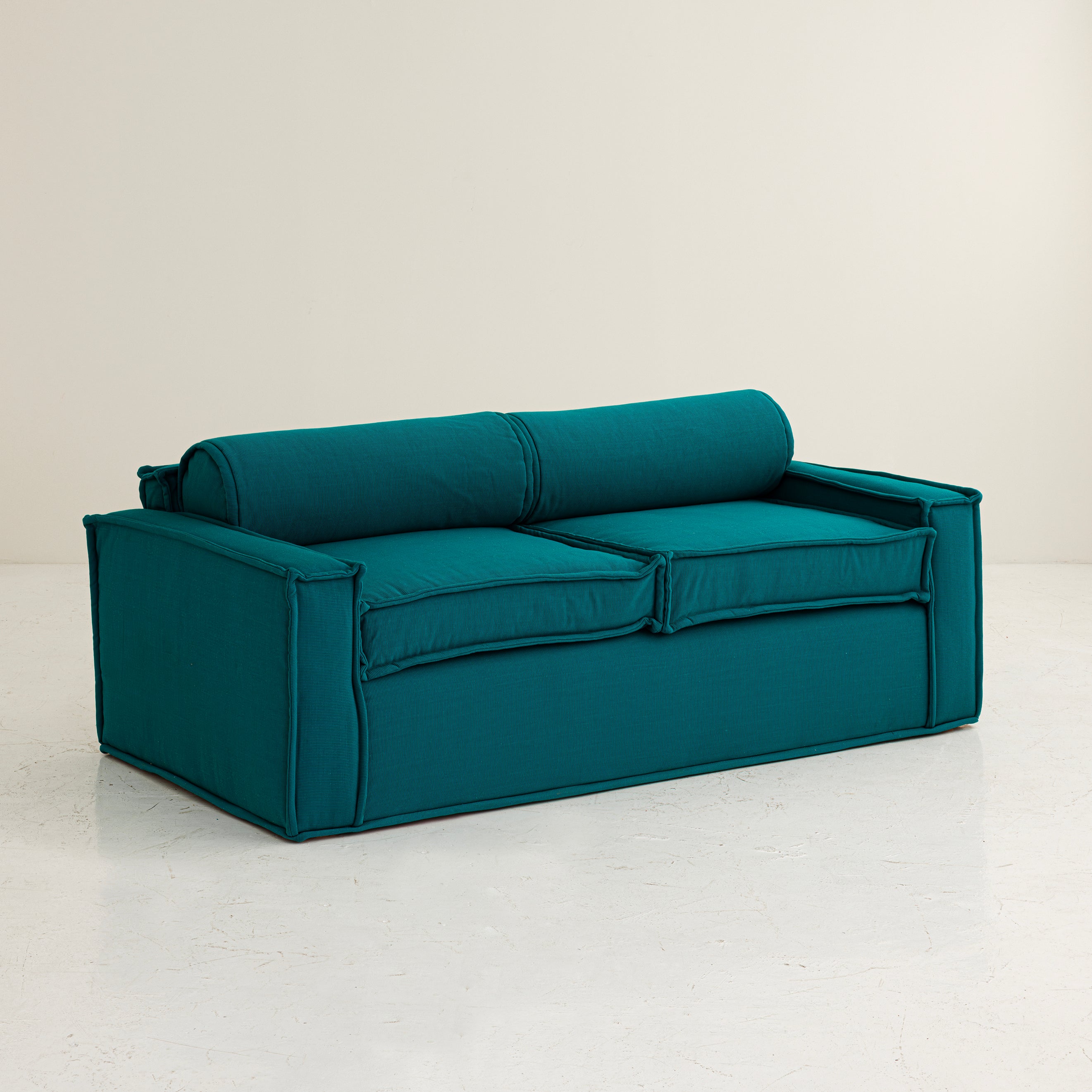 MON 1 SOFA