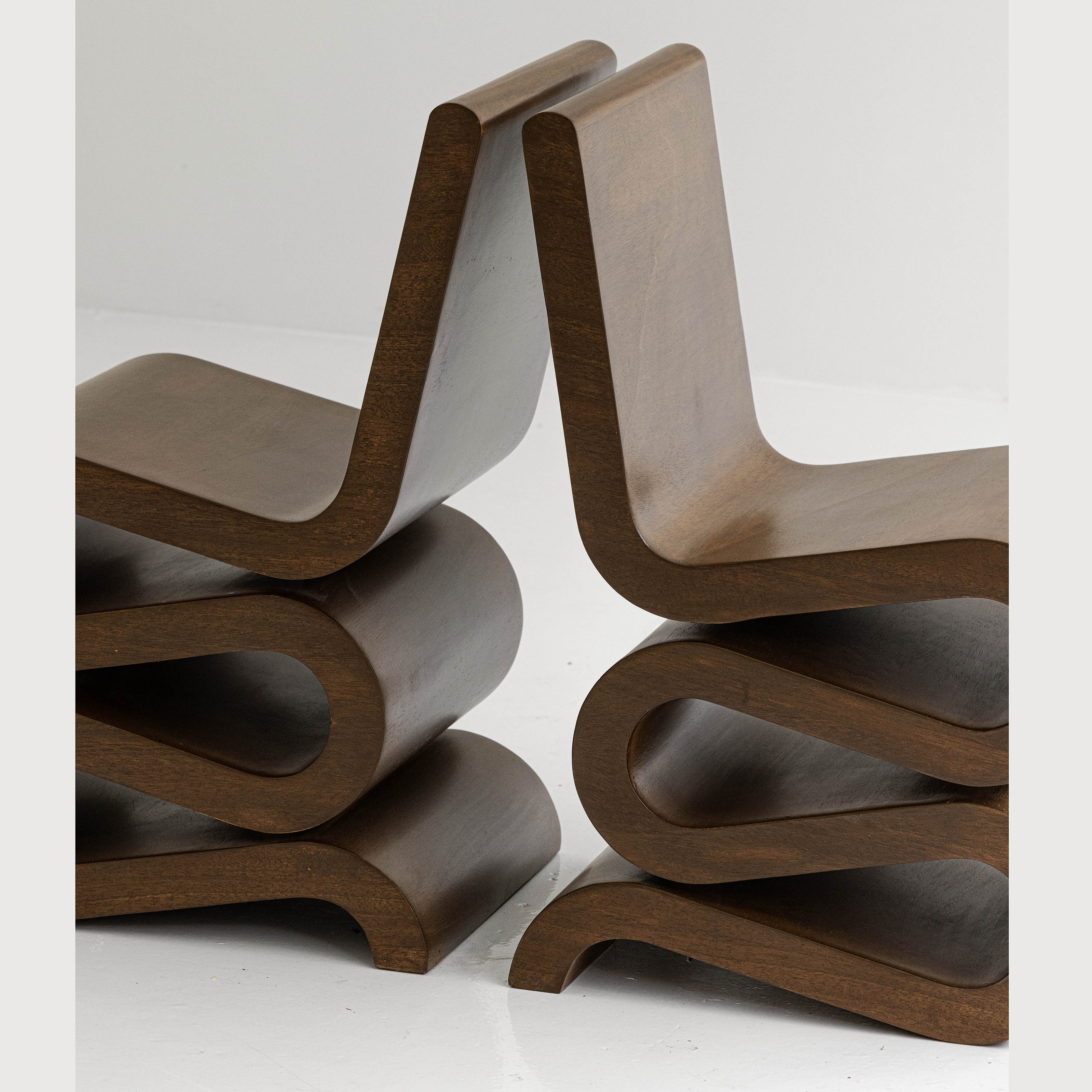 WIGGLE CHAIR