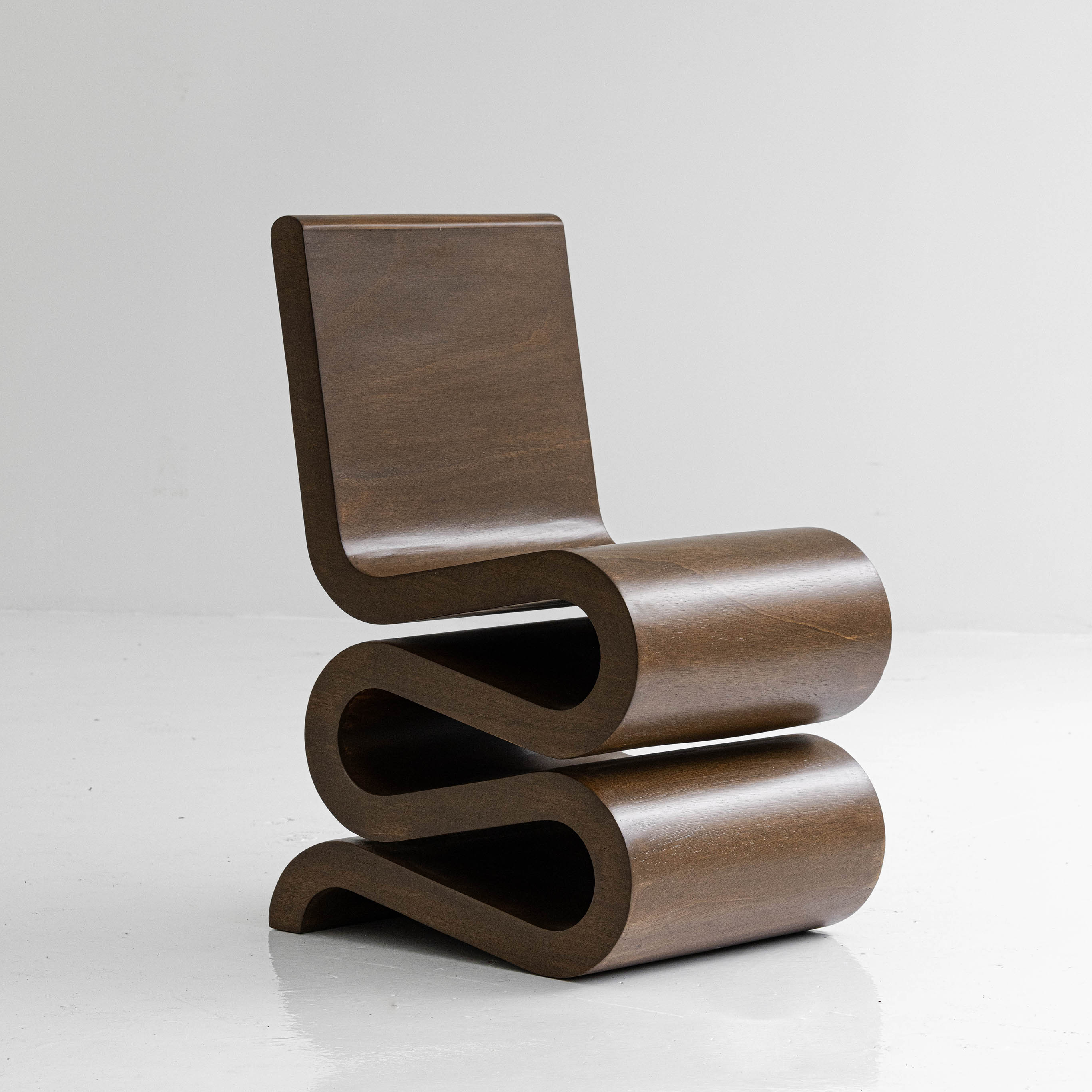WIGGLE CHAIR