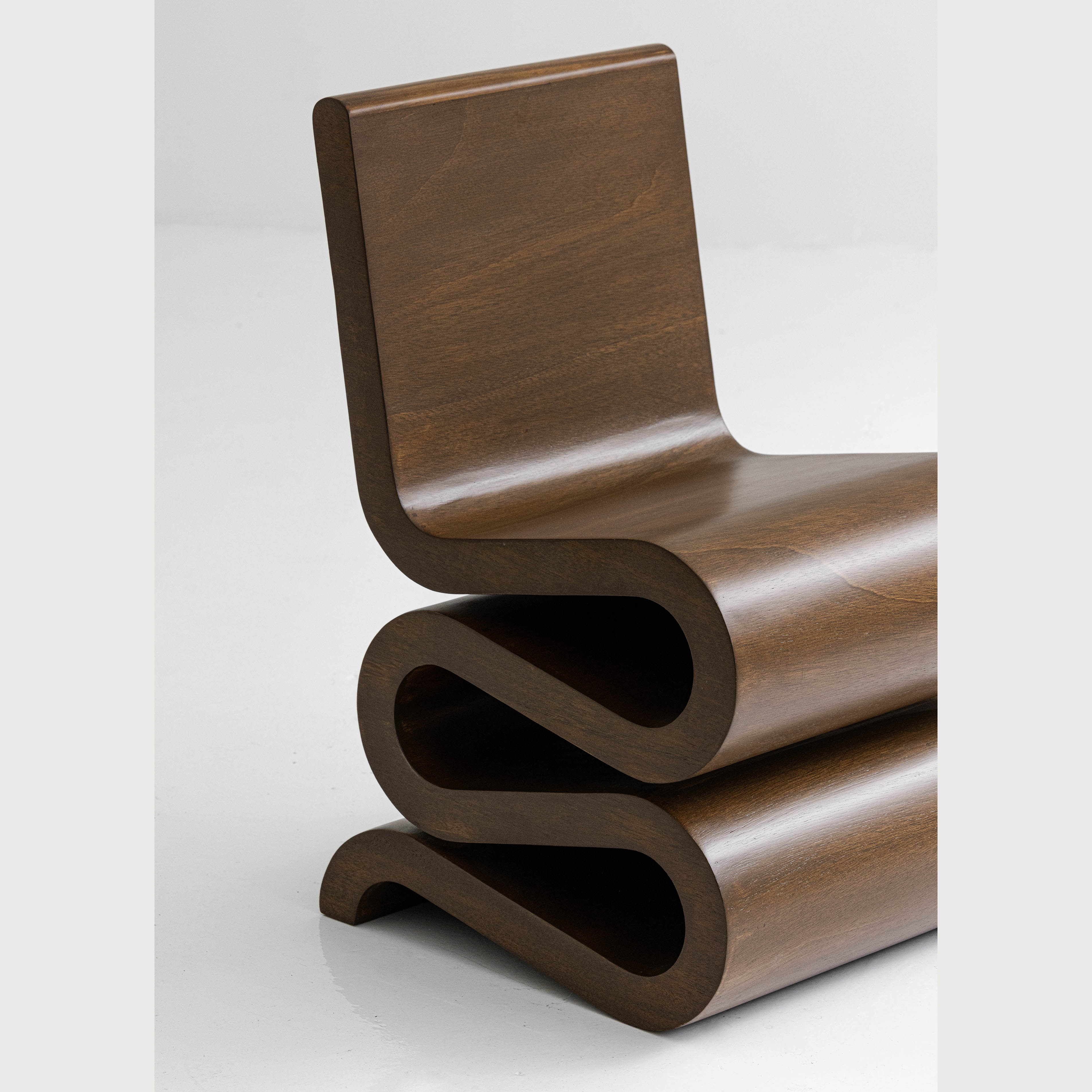 WIGGLE CHAIR