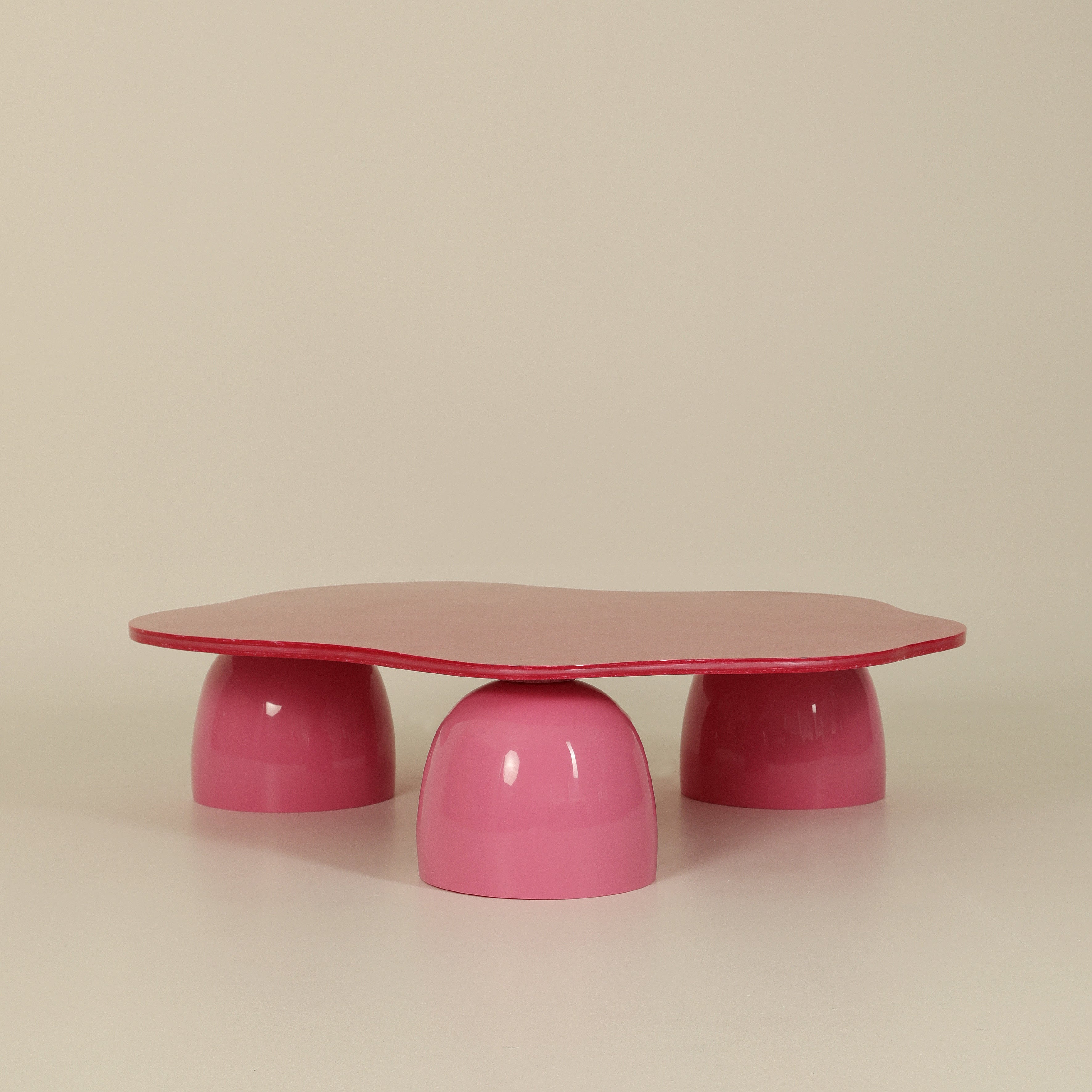 MESA DE CENTRO DE RESINA BATARÁ