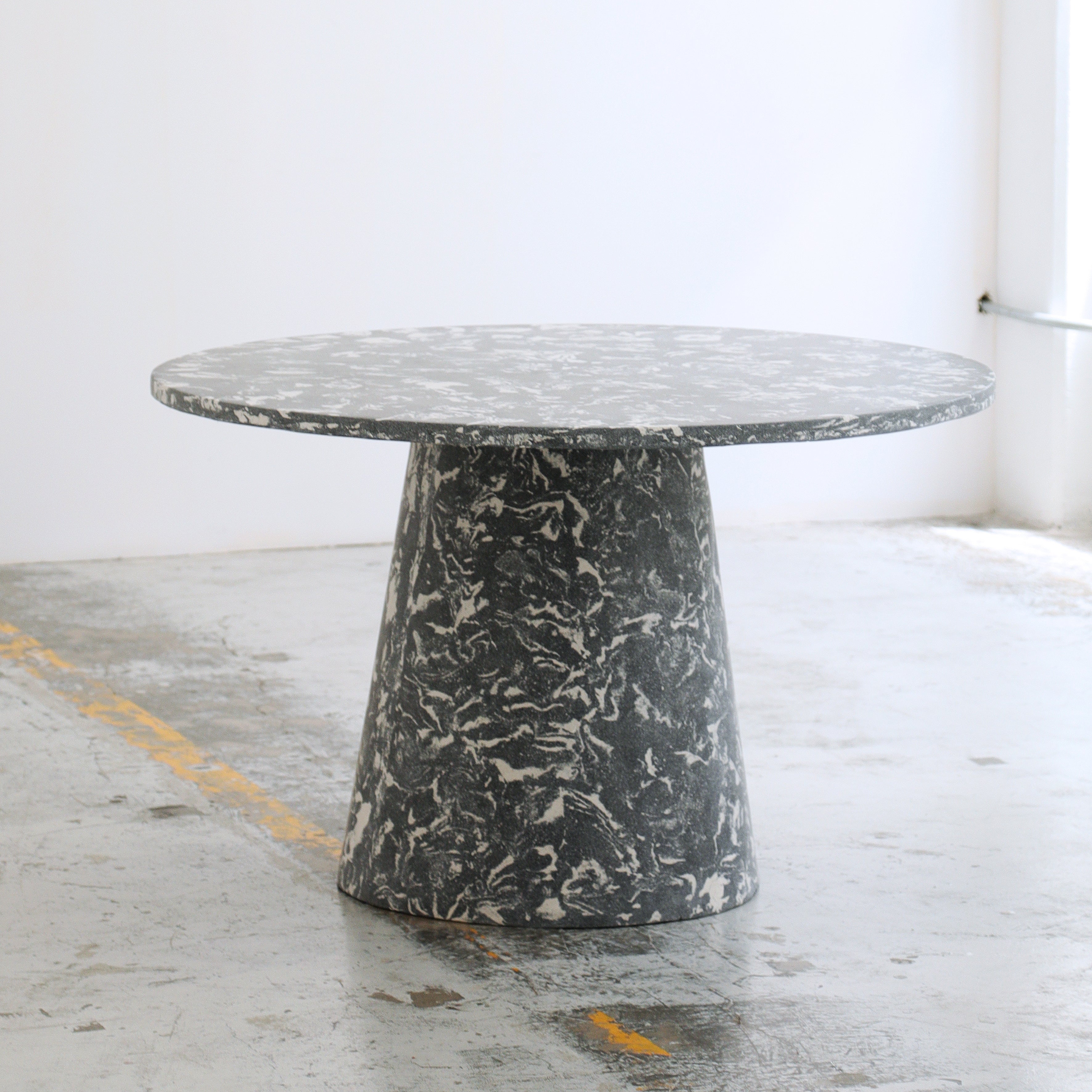 CONCRETE DINING TABLE