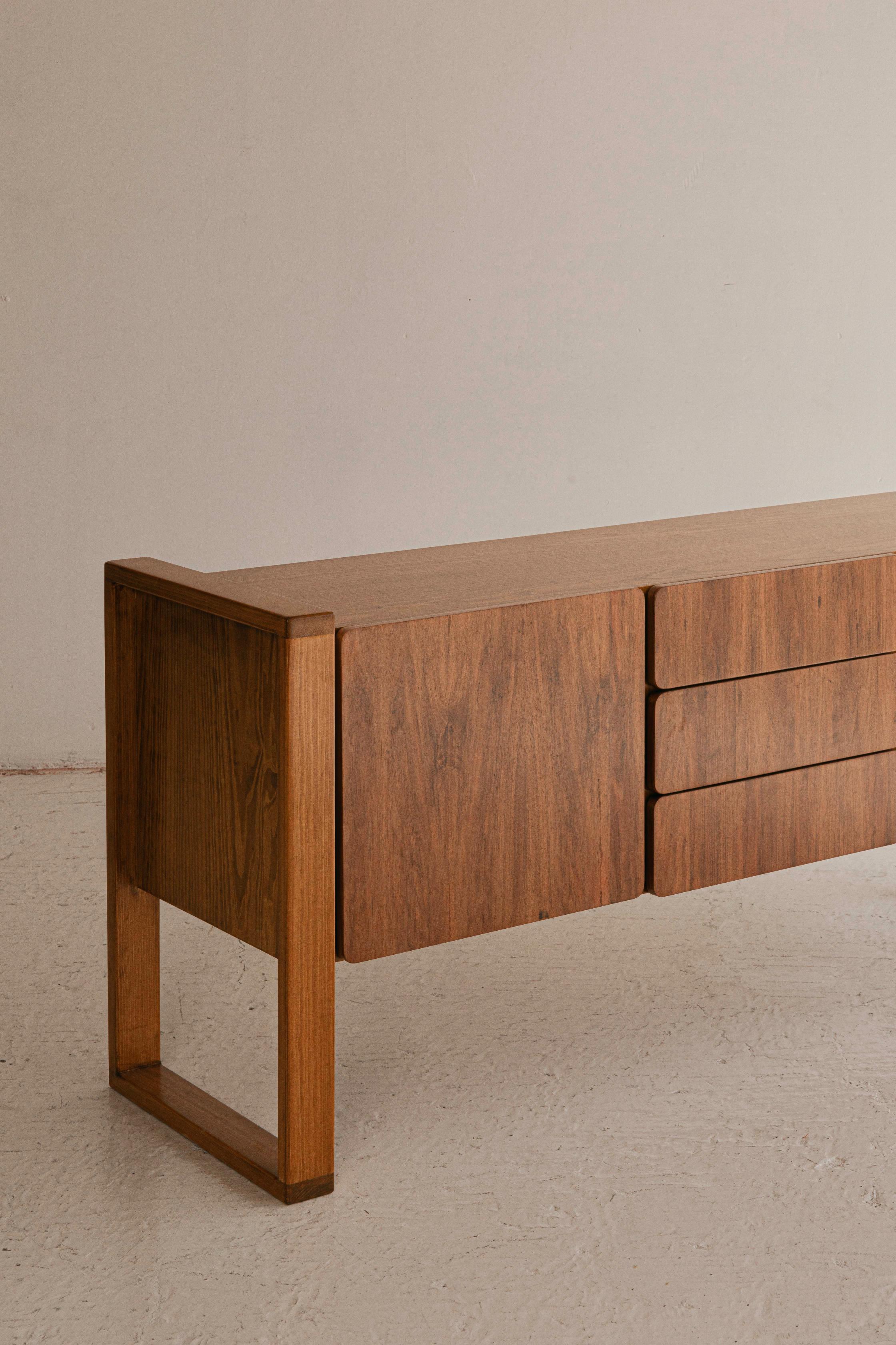 CONSOLE 2