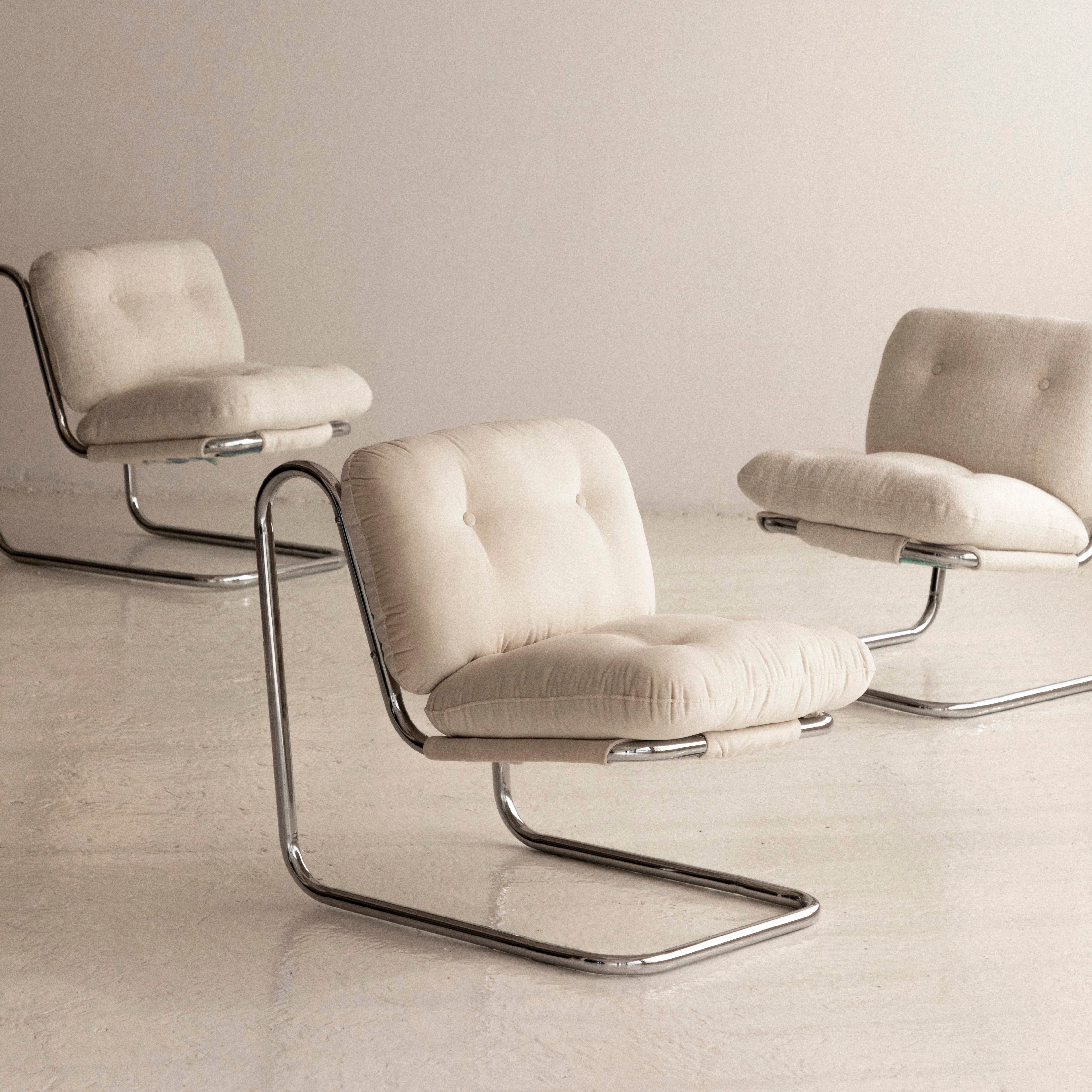 BARI  CHAIRS