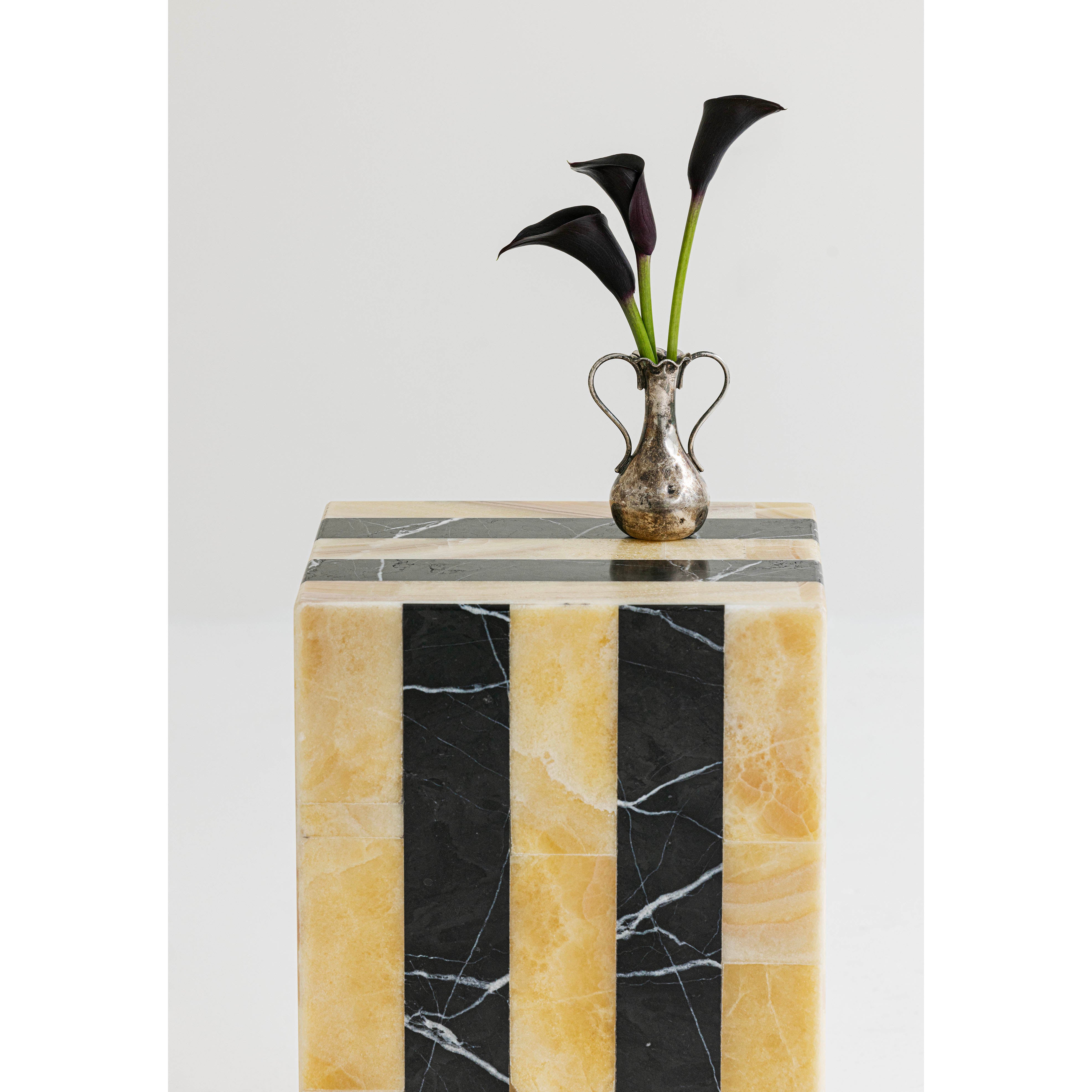 Caxa side table