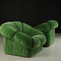 FLOR PLEATED SOFA