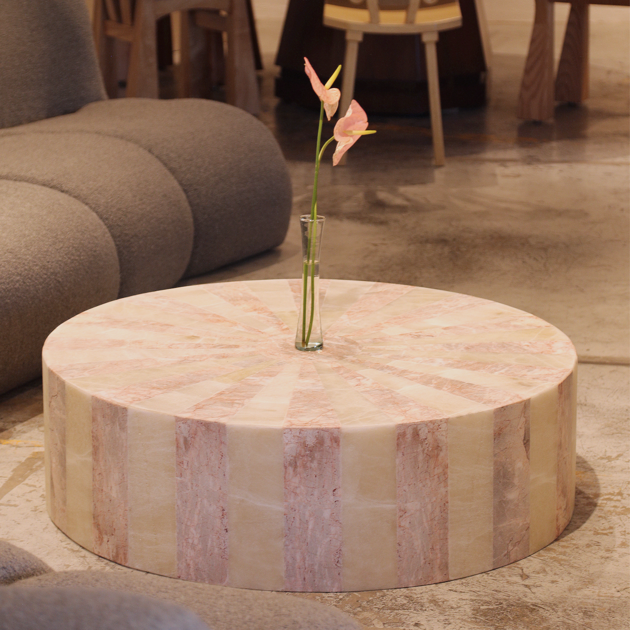 ONYX CARAMELLA COFFEE TABLE