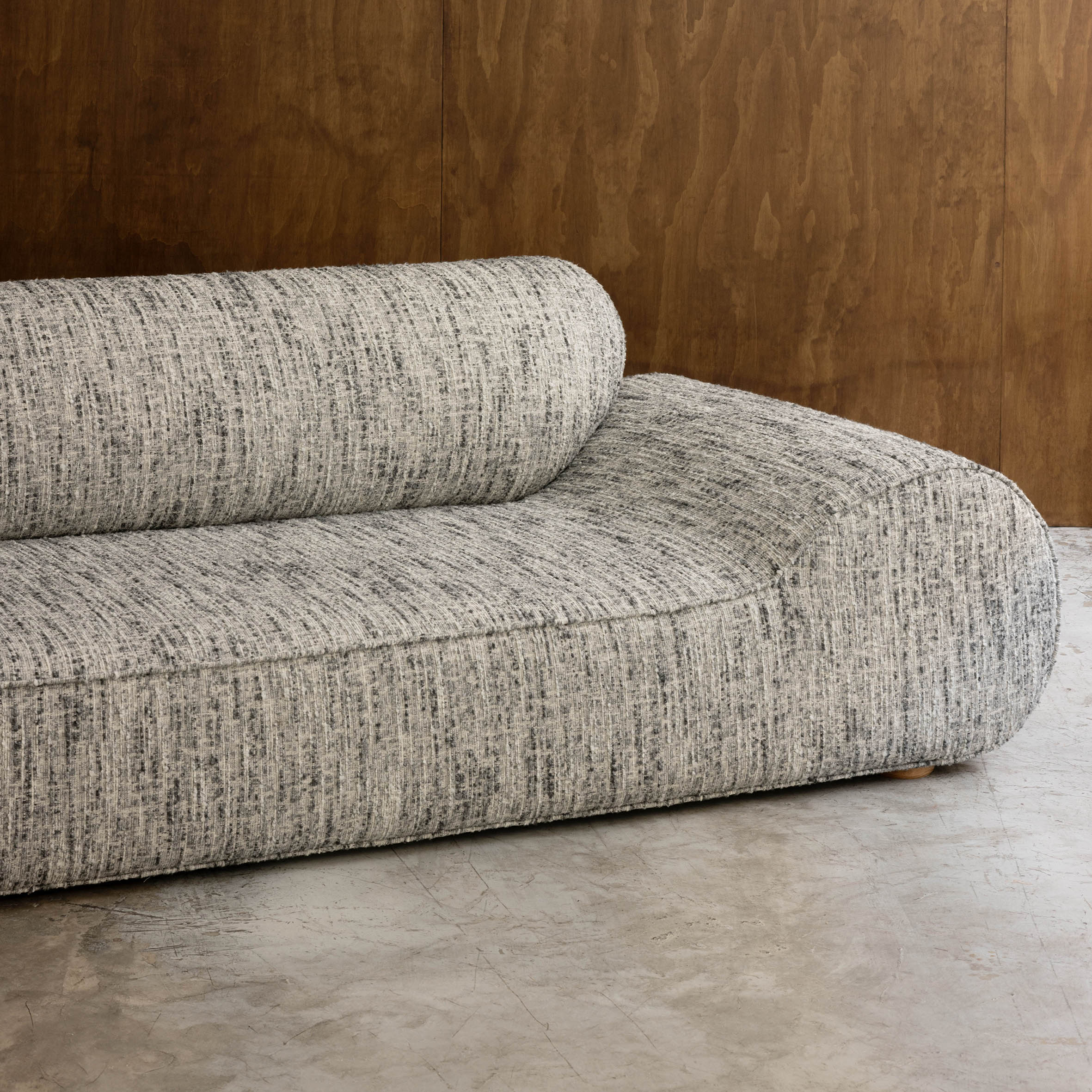 GANNI SOFA 2