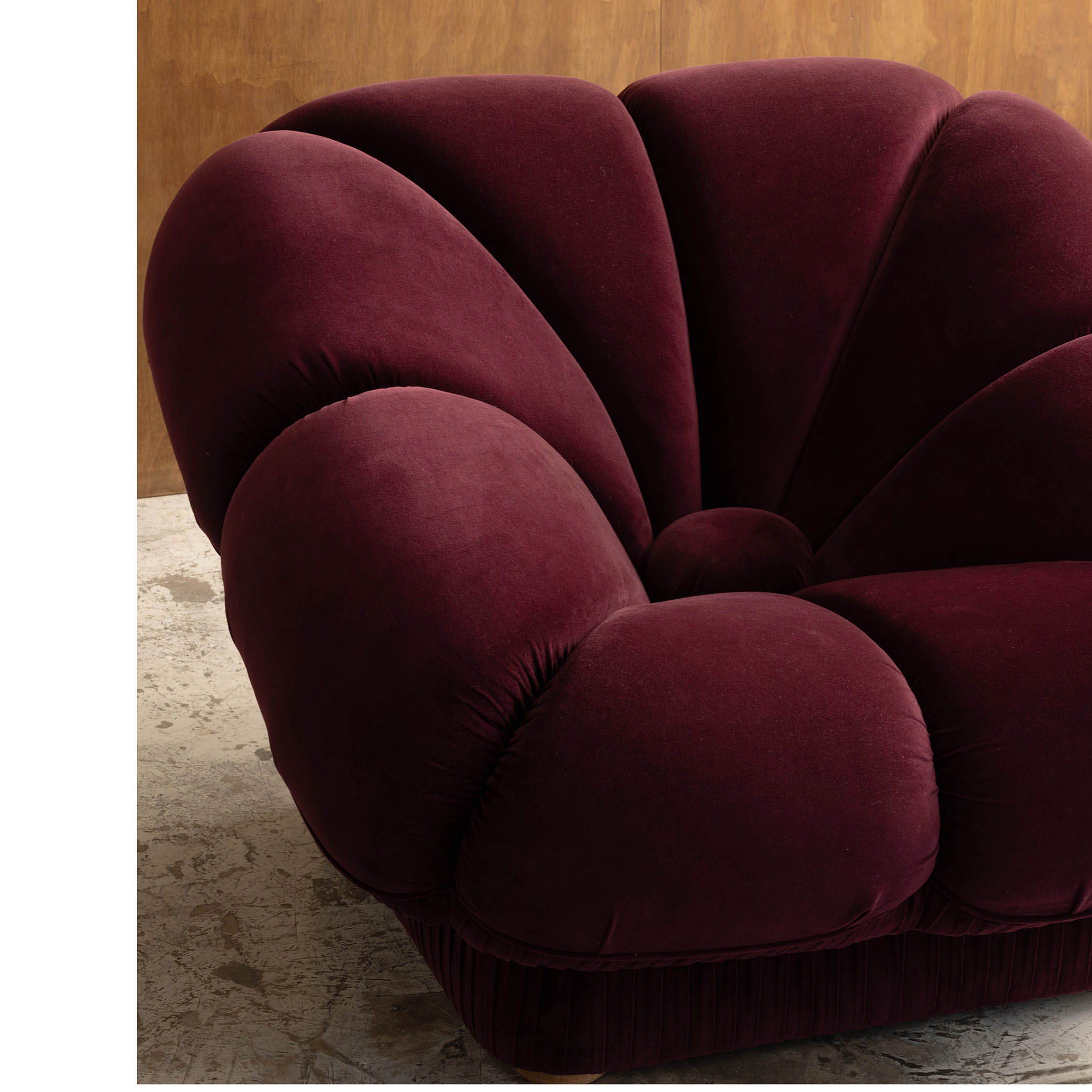 FLOR PLEATED ARMCHAIR