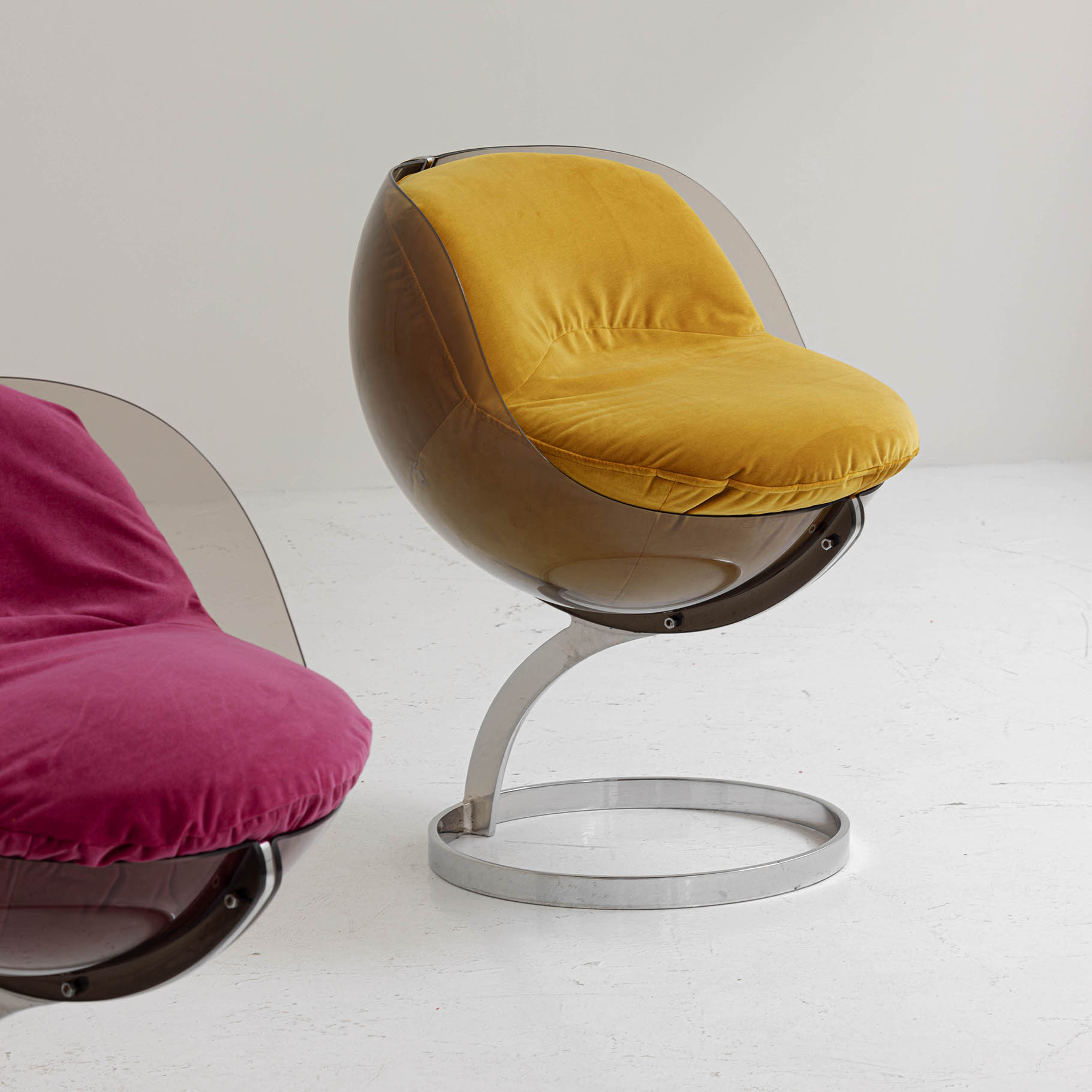 SPHERE CHAIR ATTRIBUTED TO BORIS TABACOFF