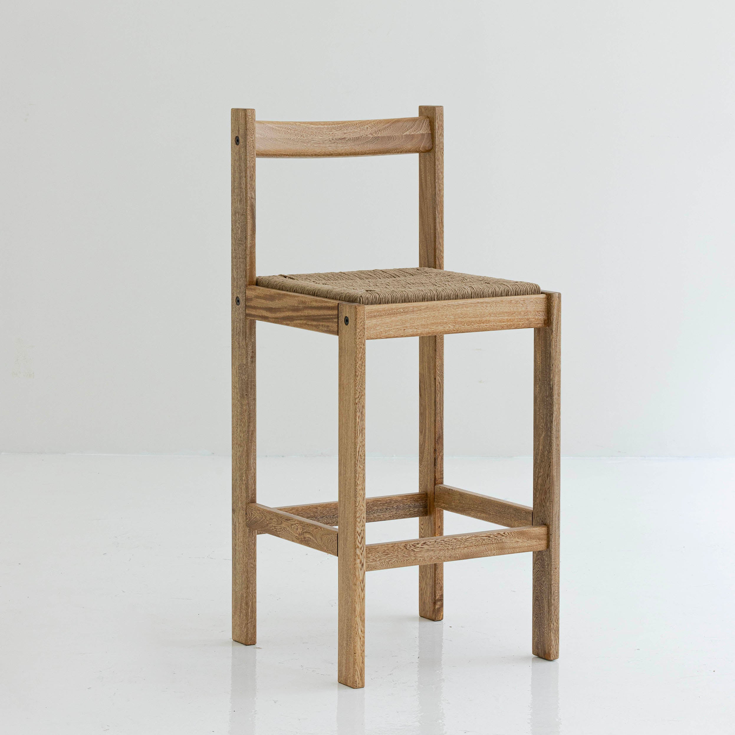 FRAME BAR STOOL