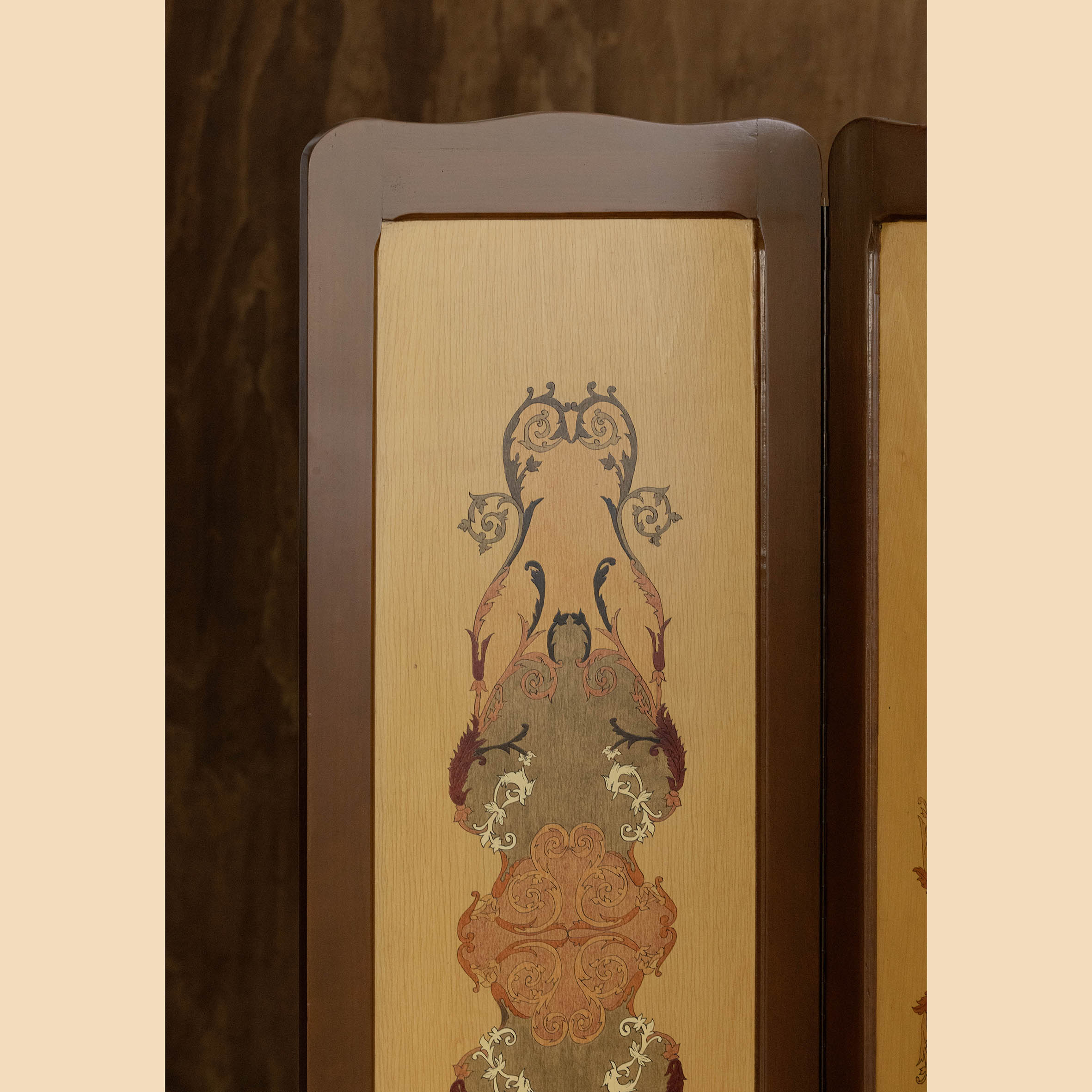 PALAIS FOLDING SCREEN