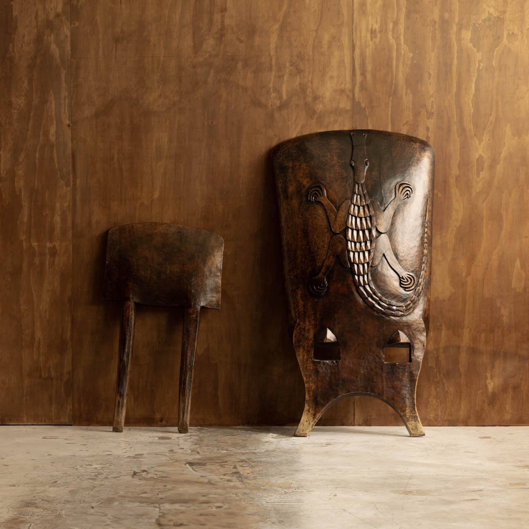 VINTAGE AFRICAN CHAIR