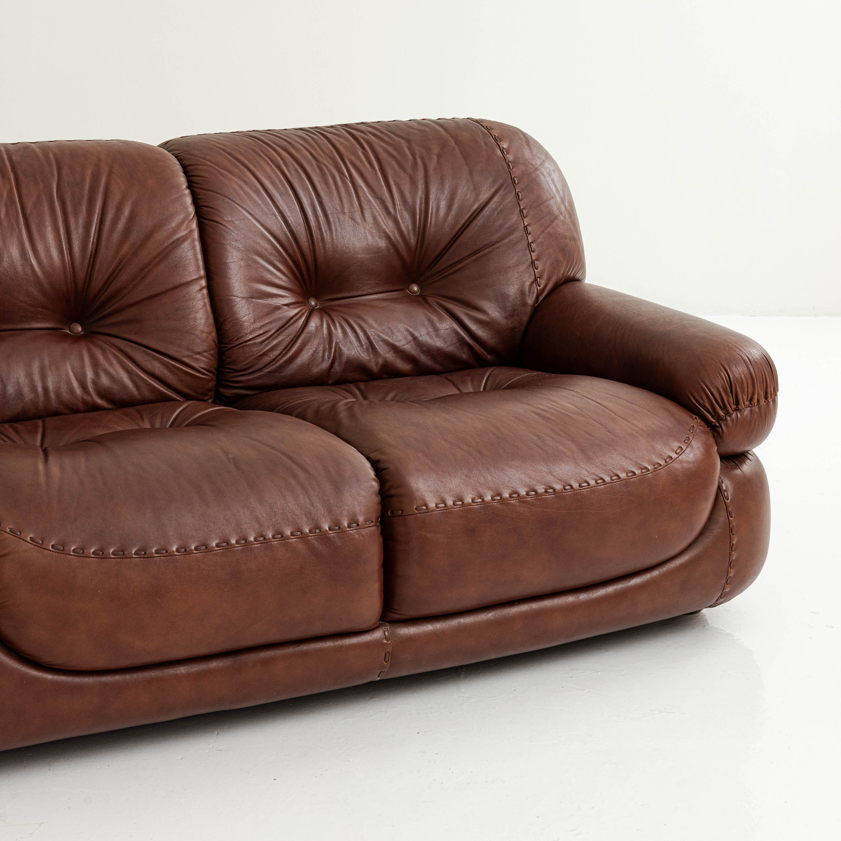 Sapporo arm chairs by Mario Marenco for Mobil Girgi, 1970s.