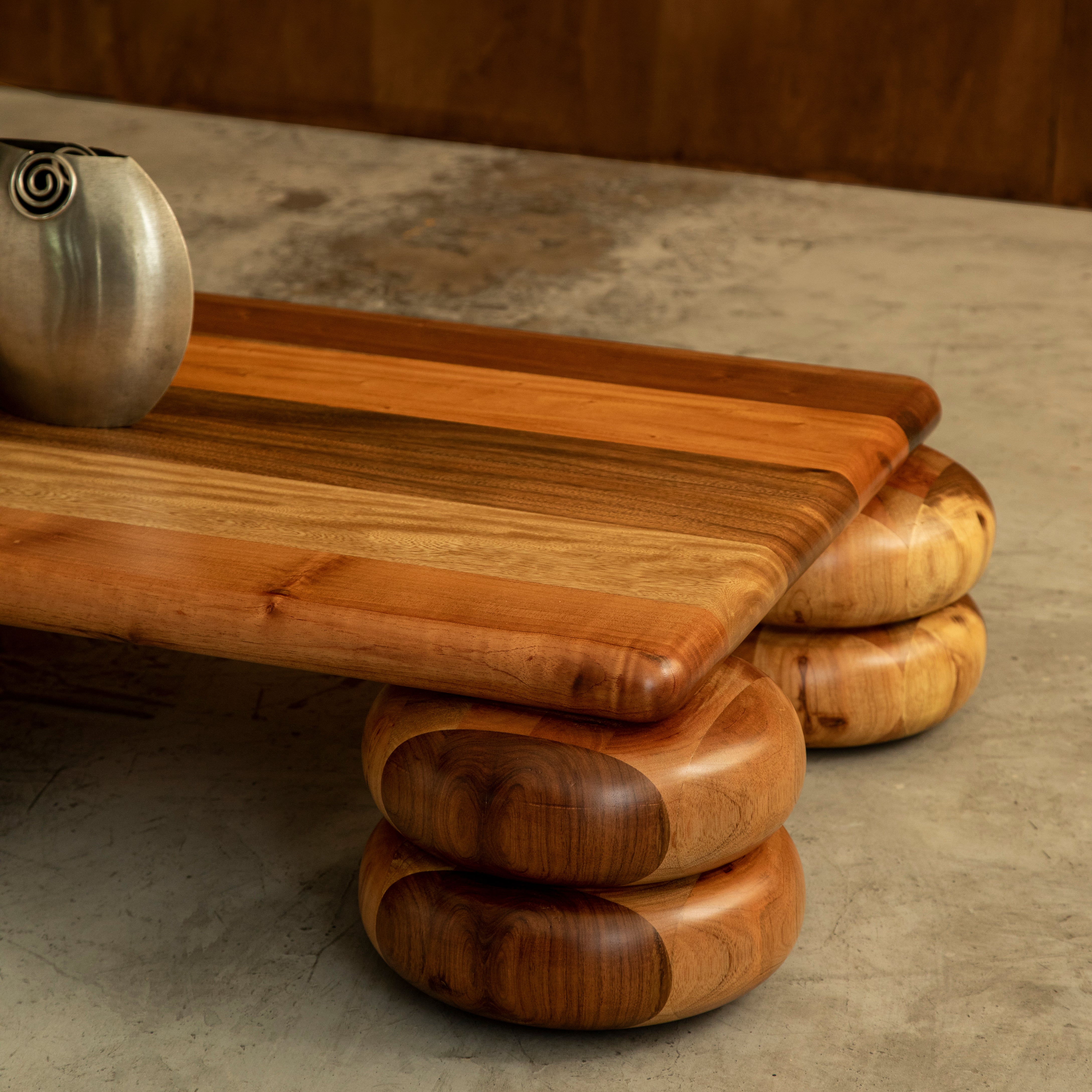 RECTANGULAR DONUT COFFEE TABLE