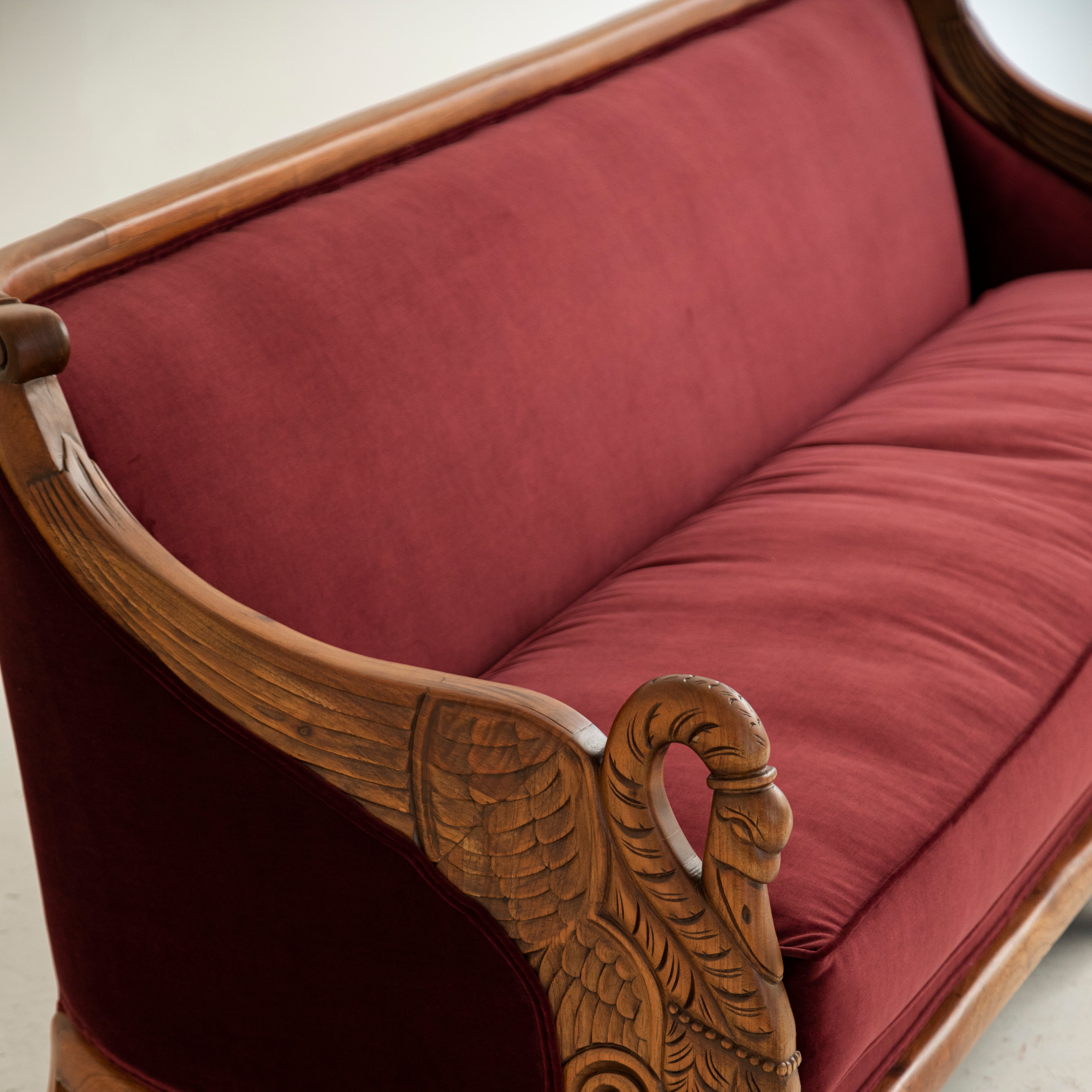 Swan Vintage Sofa