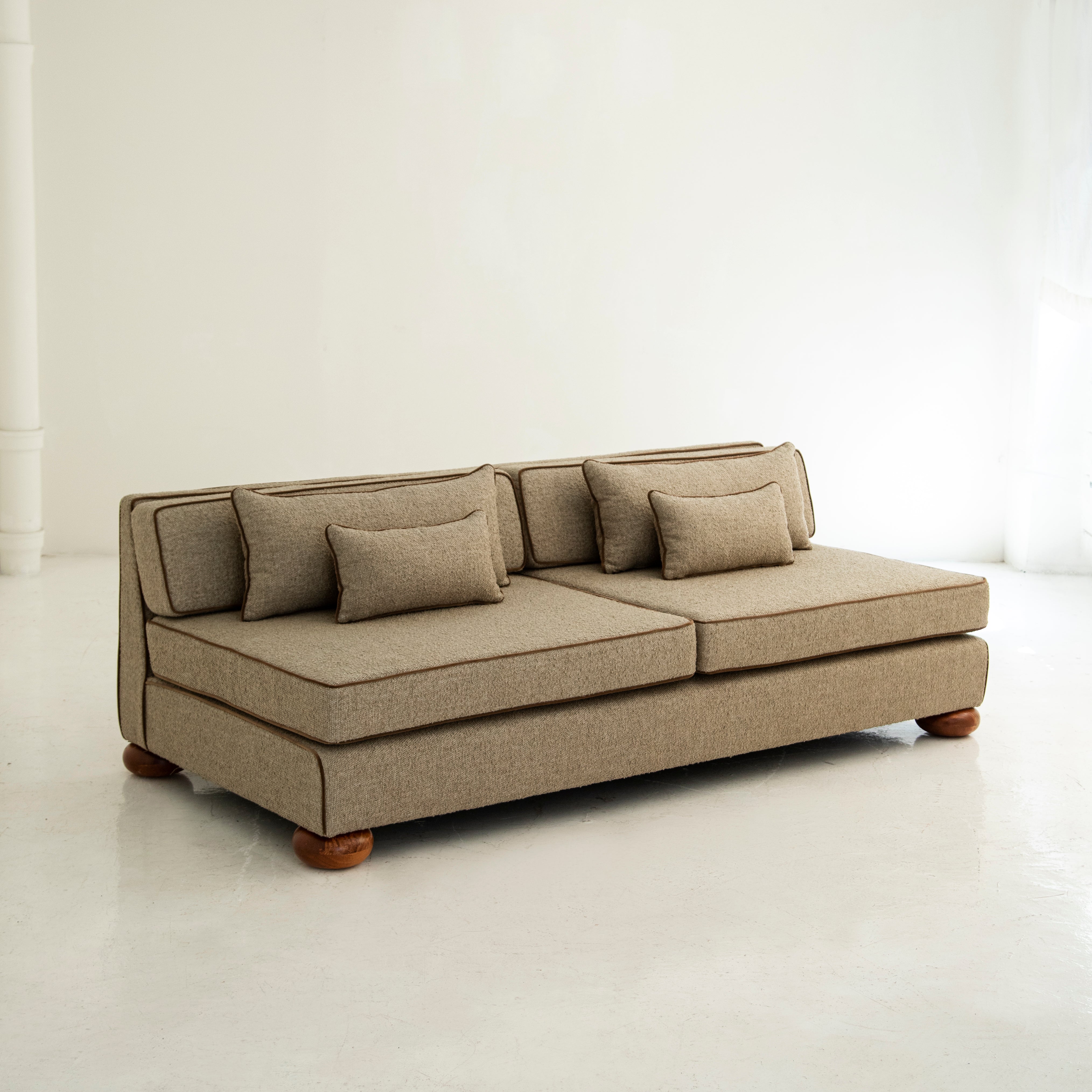 Luc Sofa