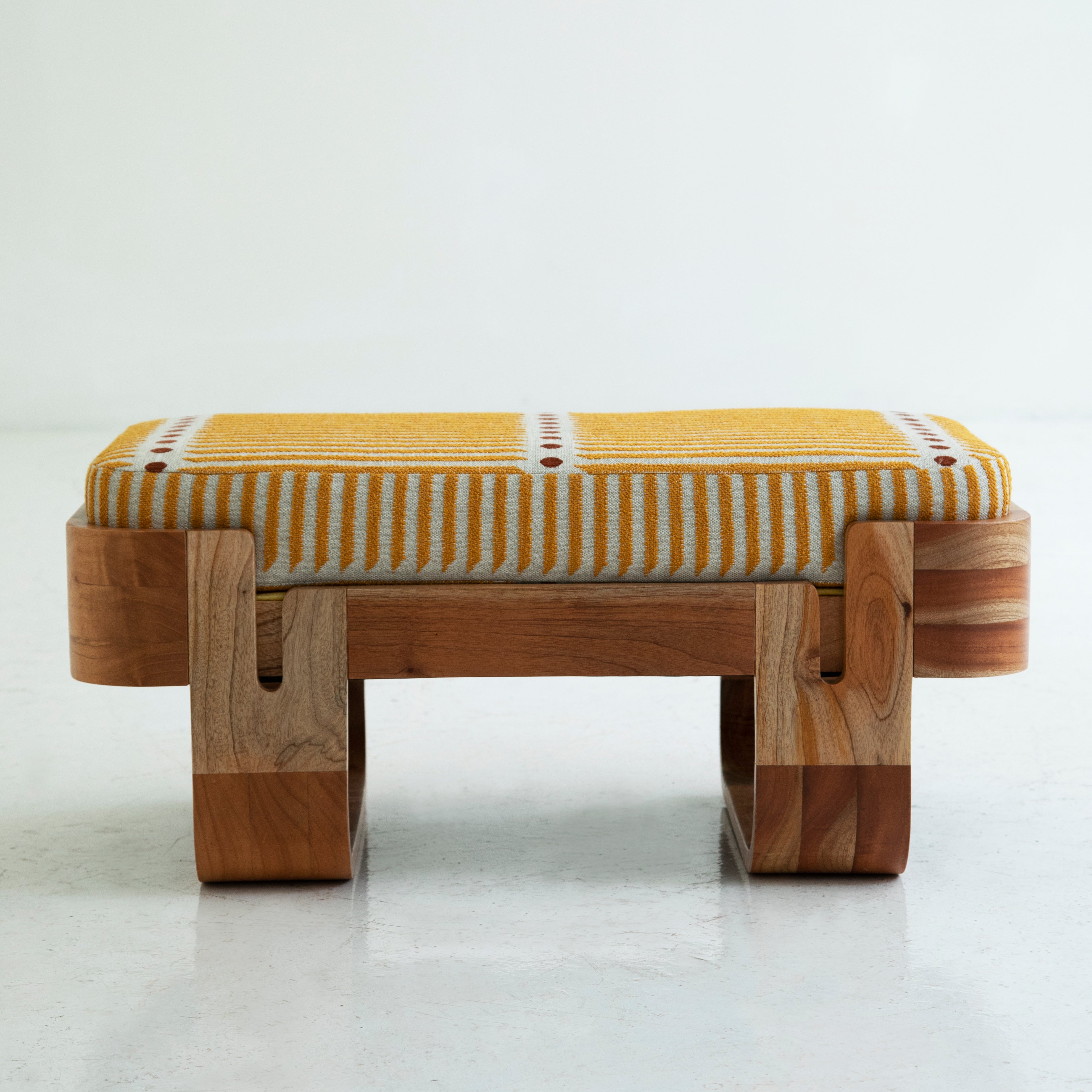 Siete Ottoman