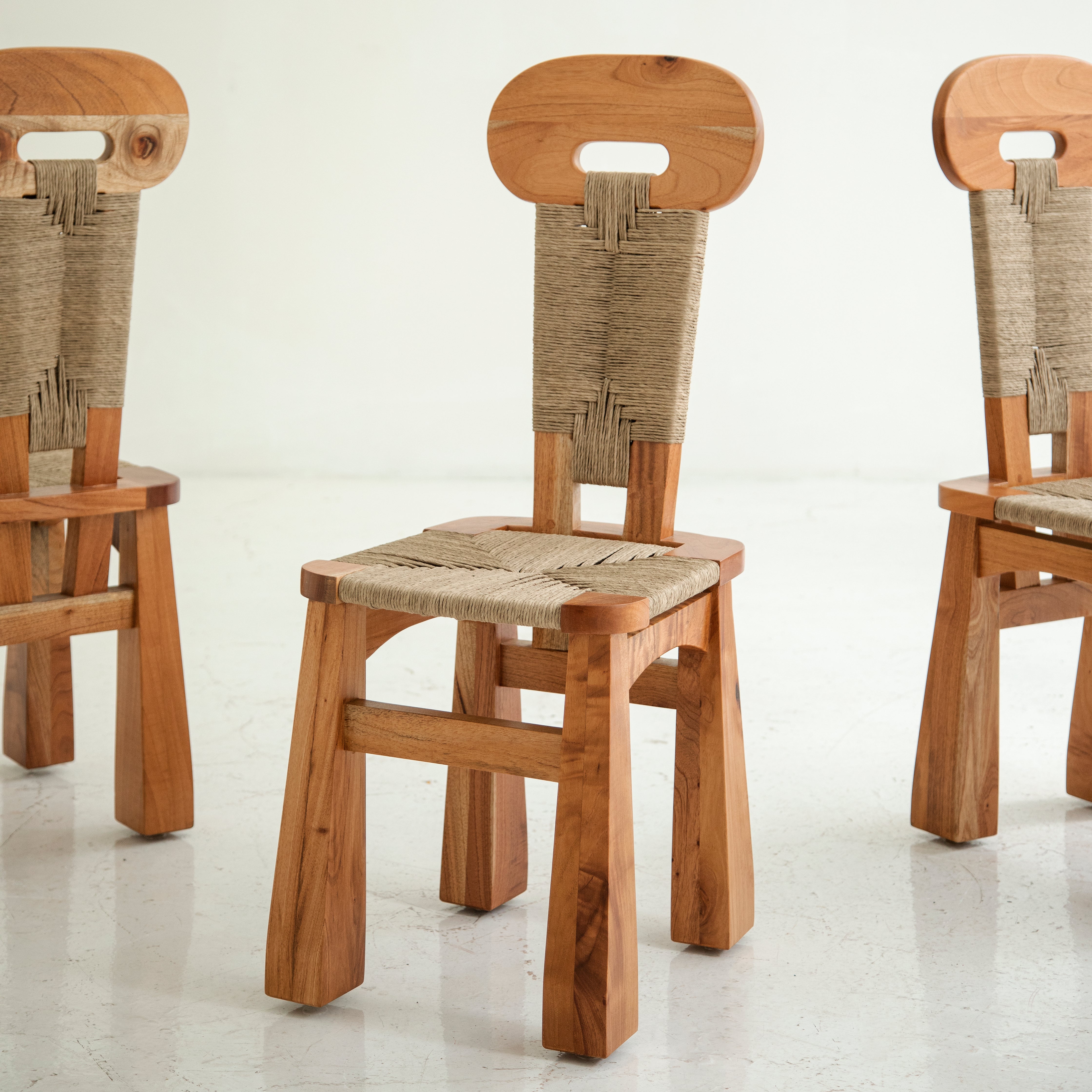 CHULA CHAIR