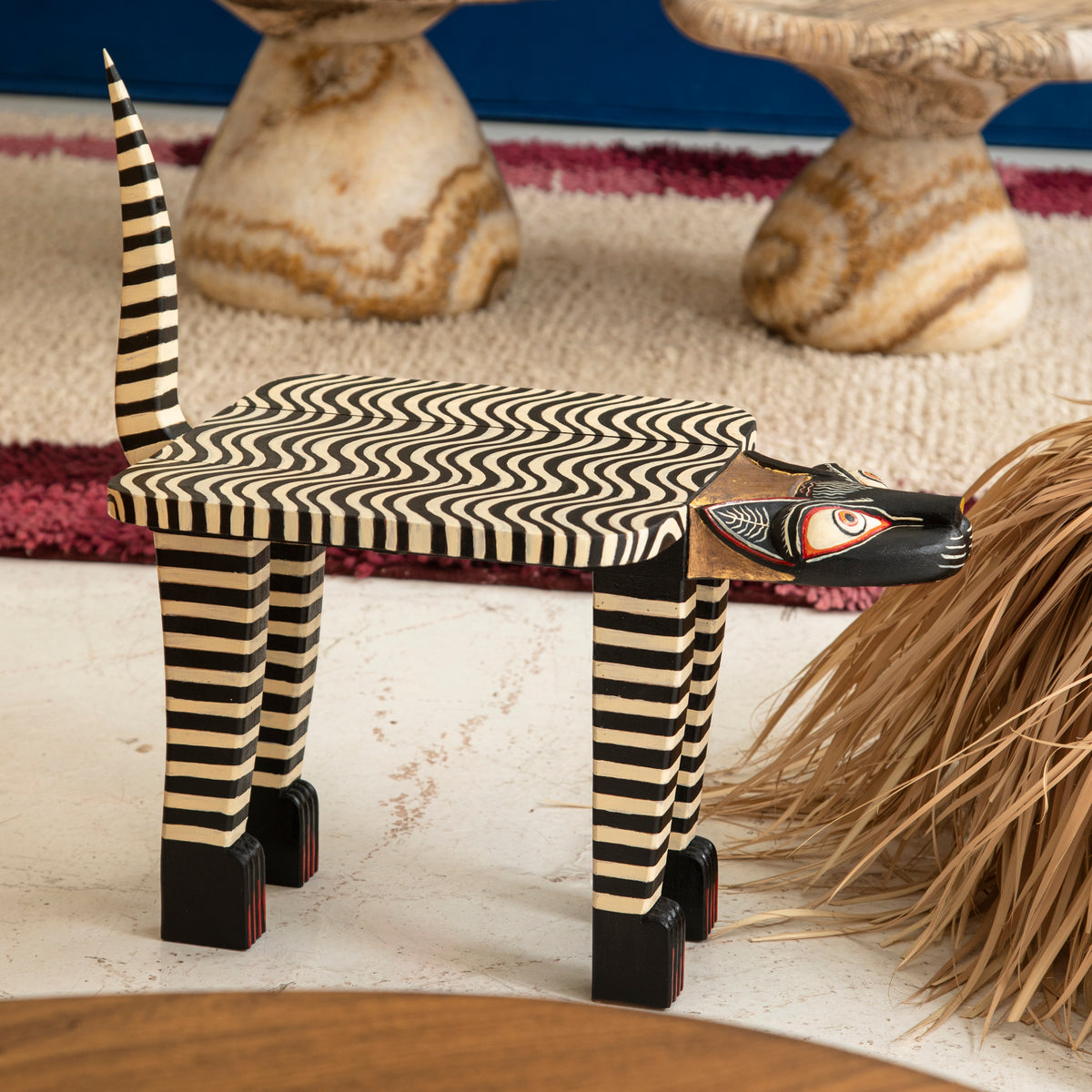 Gato Side Table